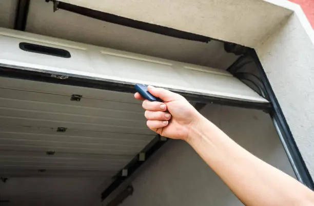 Essential Safety Features In Modern Garage Door Openers in Southglenn, CO